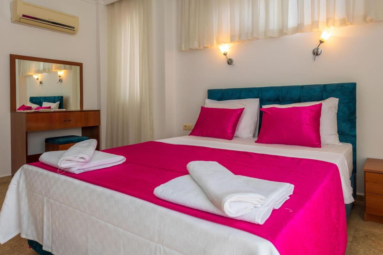 Villa Yasam Park - Luxury 8 Person - Fethiye Calis Beach 90Mt ภายนอก รูปภาพ