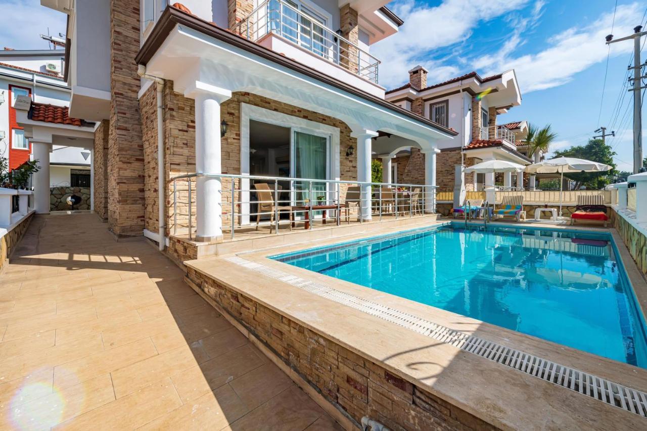 Villa Yasam Park - Luxury 8 Person - Fethiye Calis Beach 90Mt ภายนอก รูปภาพ