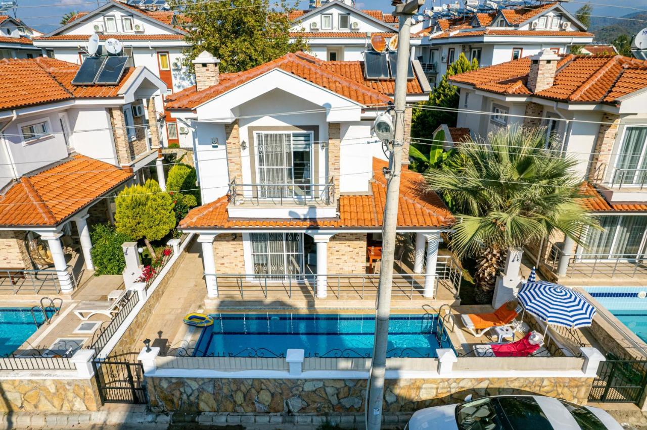 Villa Yasam Park - Luxury 8 Person - Fethiye Calis Beach 90Mt ภายนอก รูปภาพ